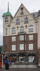 auf der Promenade am Hafen 